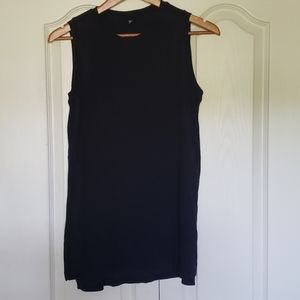 Uniqlo long tank